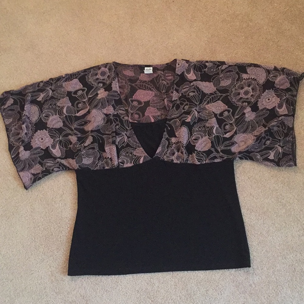 Beautiful Flowy Top